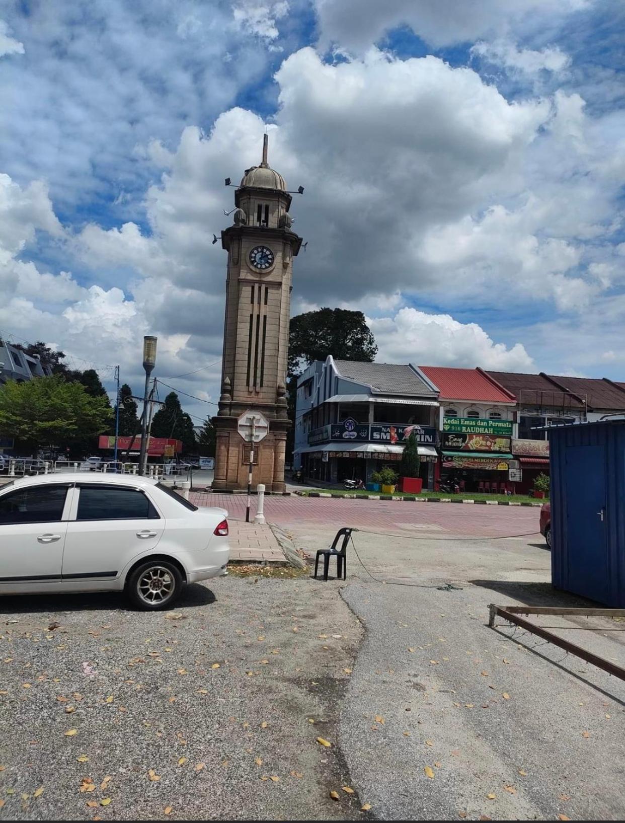Homestay Desa Tikam Batu Sungai Petani Exterior photo